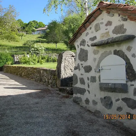 Rural Au Coeur Du Cantal Hébergement de vacances Giou-de-Mamou